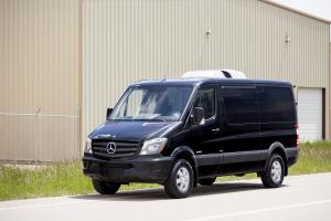 Mercedes-Benz Sprinter 2500 Passenger Van 2015 года (US)